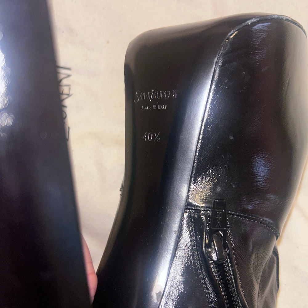 Saint Laurent Glossy Black Heeled Boots - Picture 4 of 5